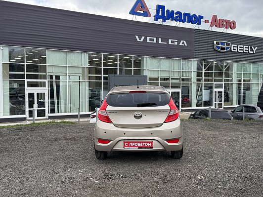 Hyundai Solaris Active, 2011 года, пробег 196956 км