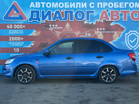 Lada (ВАЗ) Granta, 2017 года, пробег 121760 км