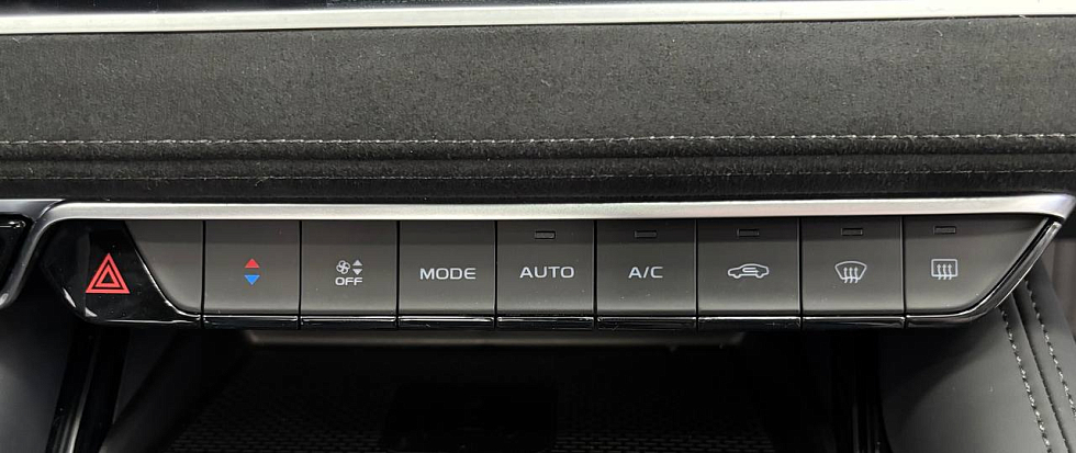 Geely Monjaro Luxury, серый