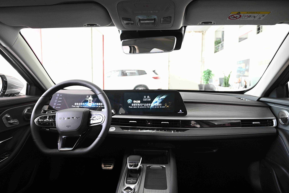 Chery Arrizo 8 Active, серебряный