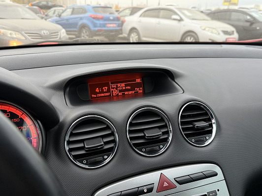 Peugeot 308, 2010 года, пробег 209980 км