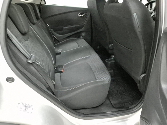 Renault Kaptur Play, 2016 года, пробег 241509 км