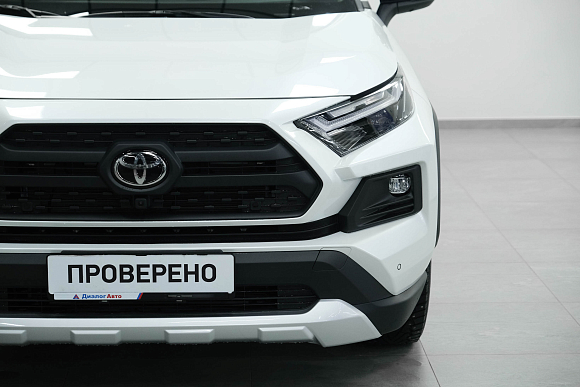 Toyota RAV4, 2025 года, пробег 142 км