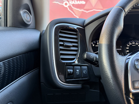 Mitsubishi Outlander, 2022 года, пробег 46200 км