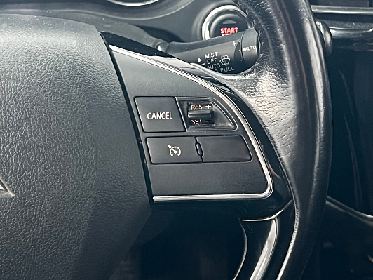 Mitsubishi Outlander, 2017 года, пробег 104000 км