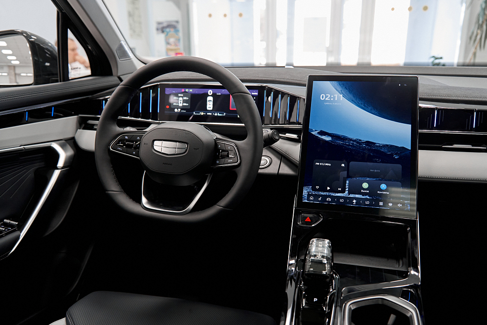 Geely Atlas Спорт, зеленый